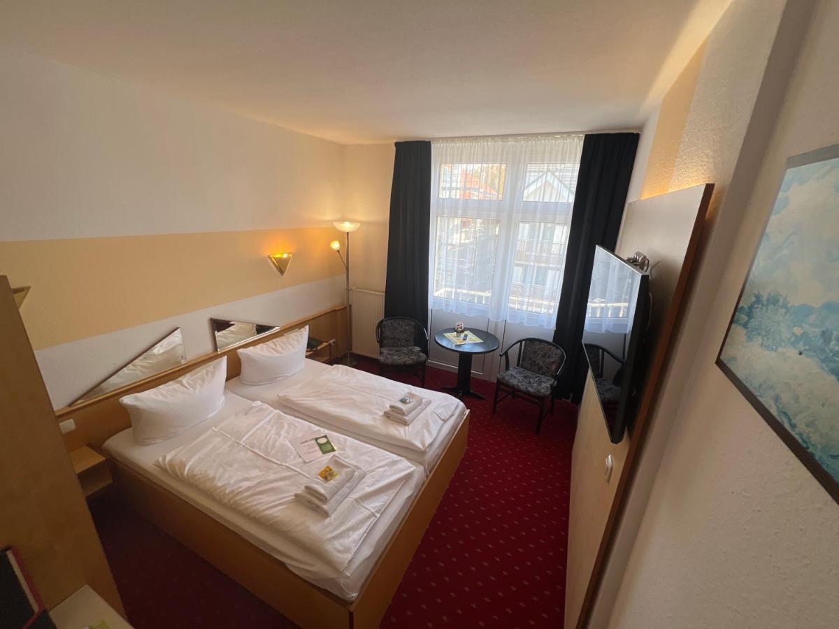 Hotel Poseidon Ostseebad Kühlungsborn Extérieur photo